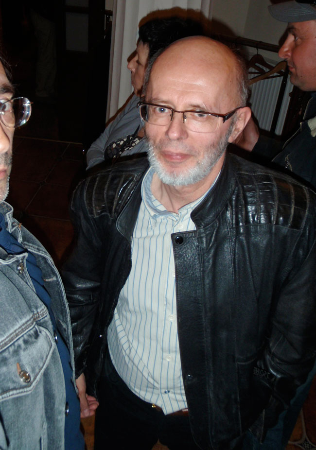 marek-garztecki-podkowa-lesna-2009-low